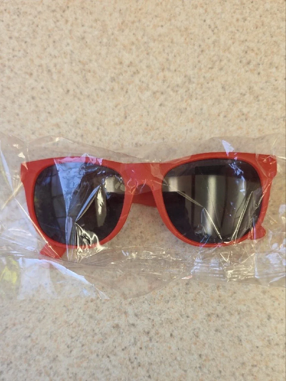NEW Chick-Fil-A Cow Party Bundle 4 Plush Cows 4 Sunglasses Game